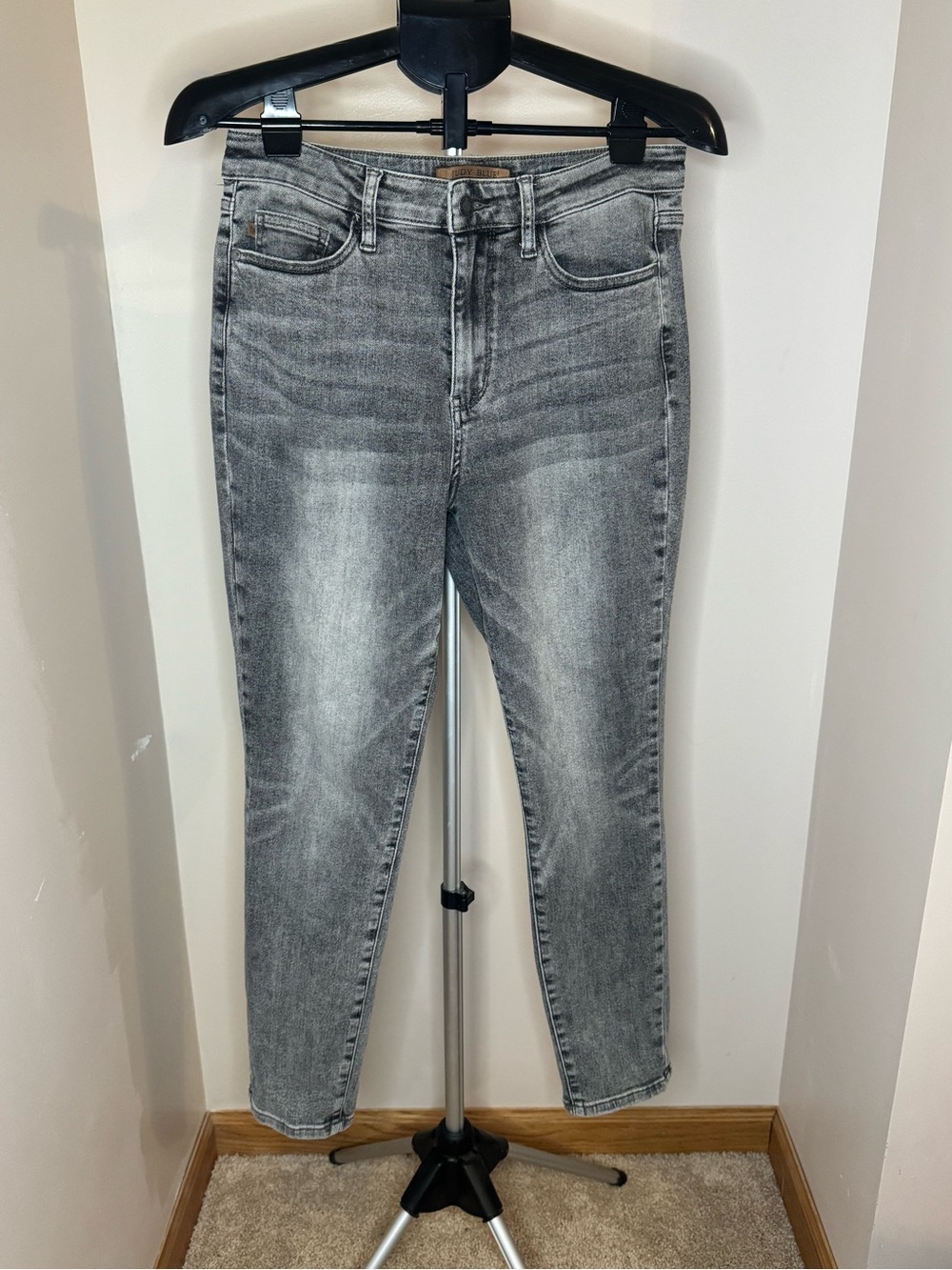 Judy Blue Jeans Womens 9/29 Gray Skinny Slim Fit Stretch Distressed Denim Casual